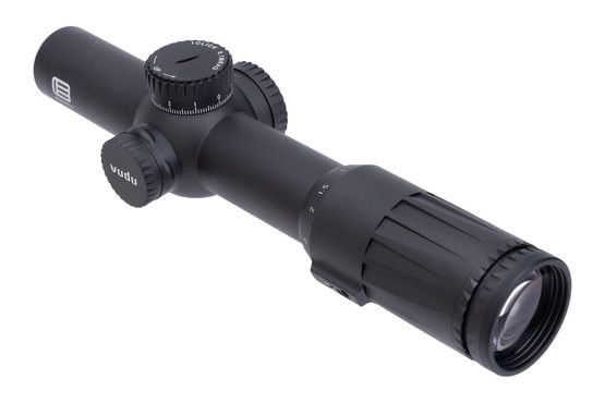 Compact 1-10 rifle scope with 28mm objective, black.